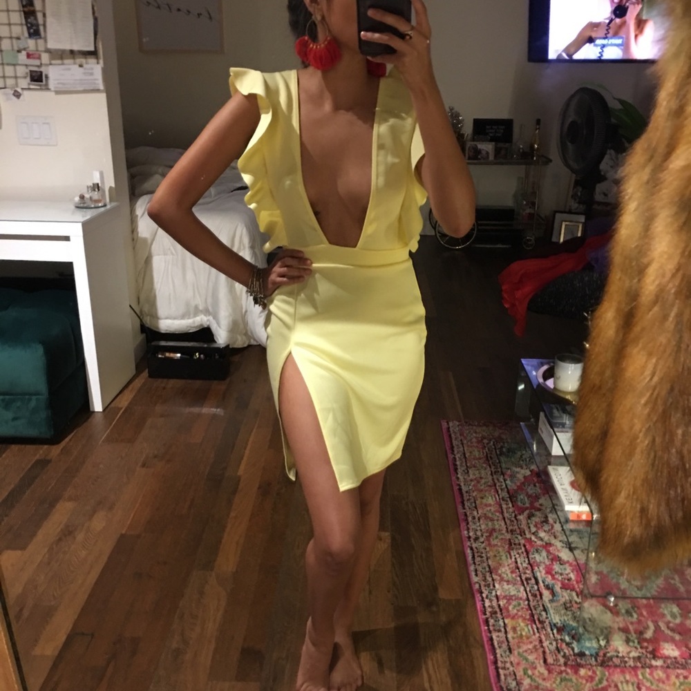 PRETTYLITTLETHING bodycon dress W/TAG